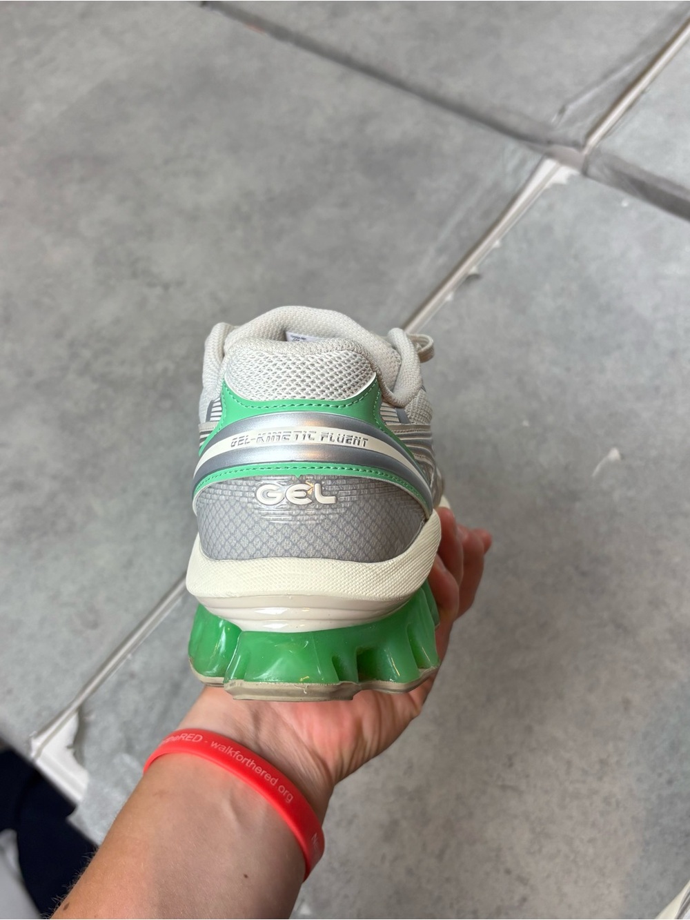ASICS Men's GEL-KINETIC FLUENT Running Shoes Mens 7 Silver Green F450325 - Picture 9 of 14